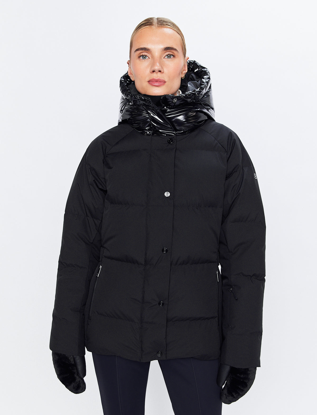 Delaine Skijas | Black
