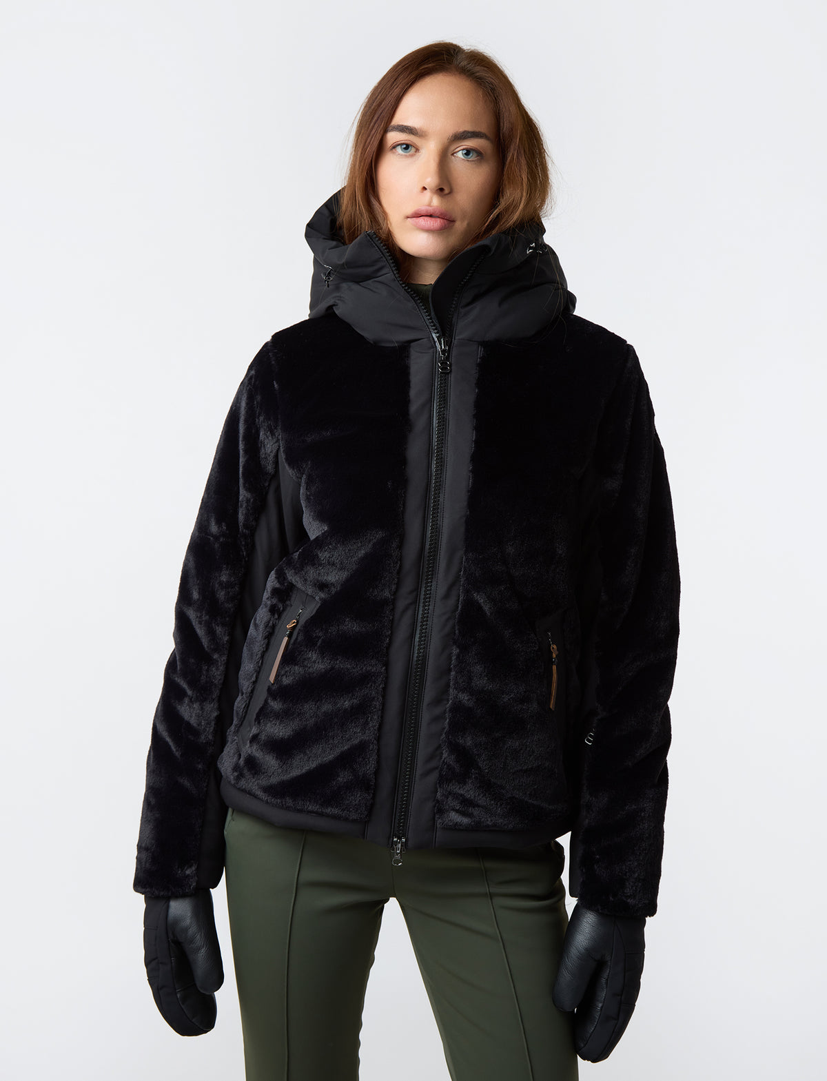 Hillock Jas | Black
