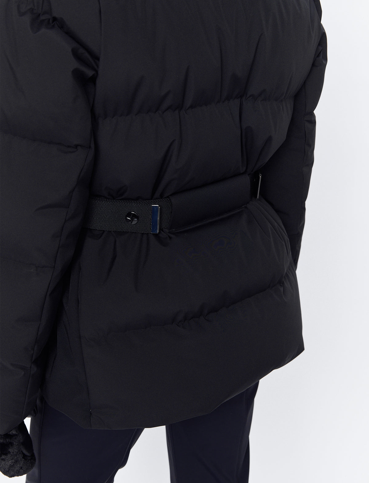 Delaine Skijas | Black