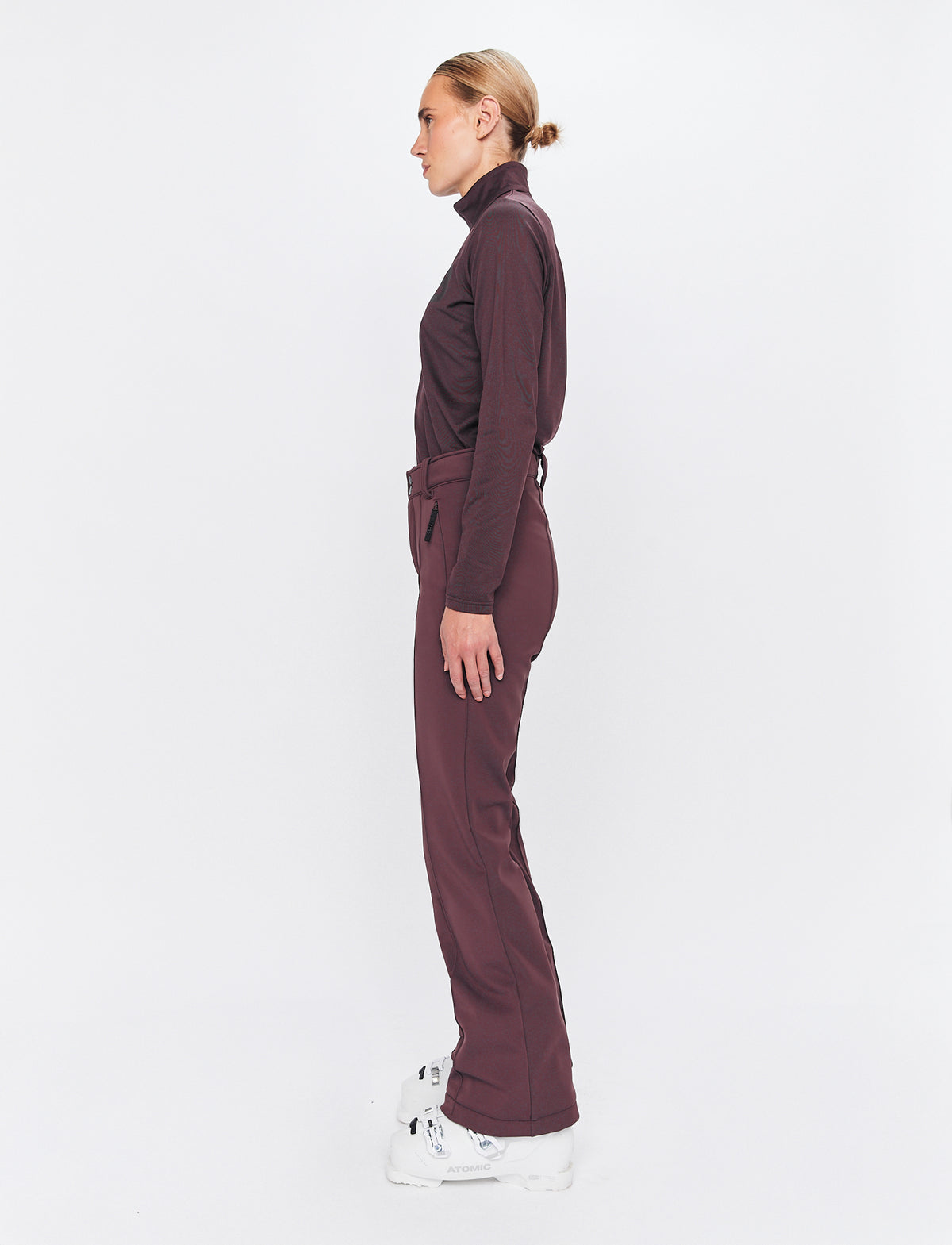 Francis Skibroek | Dk Burgundy