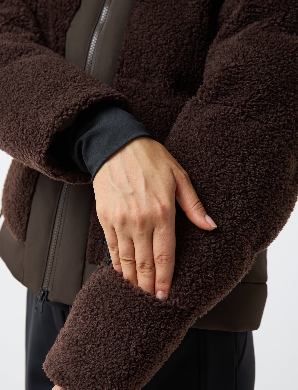 Heylow Jacket | Coffea