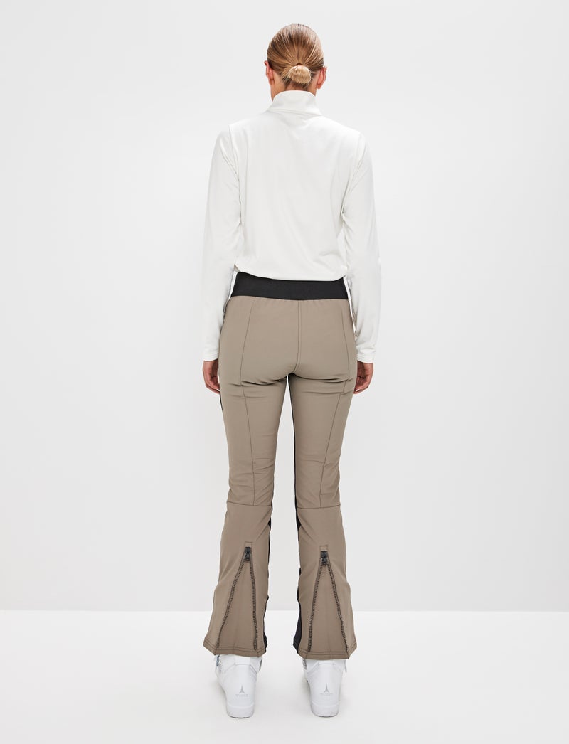 Adela W Pant - Fallen Rock