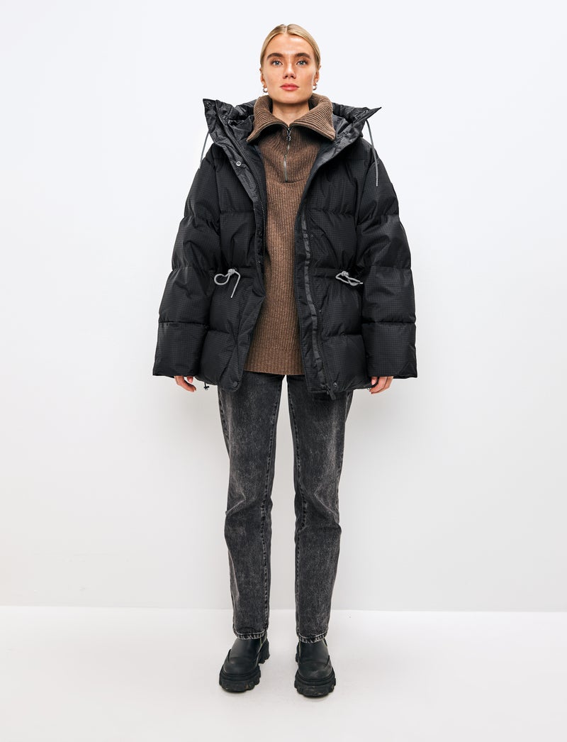Asama W Down Jacket - Black