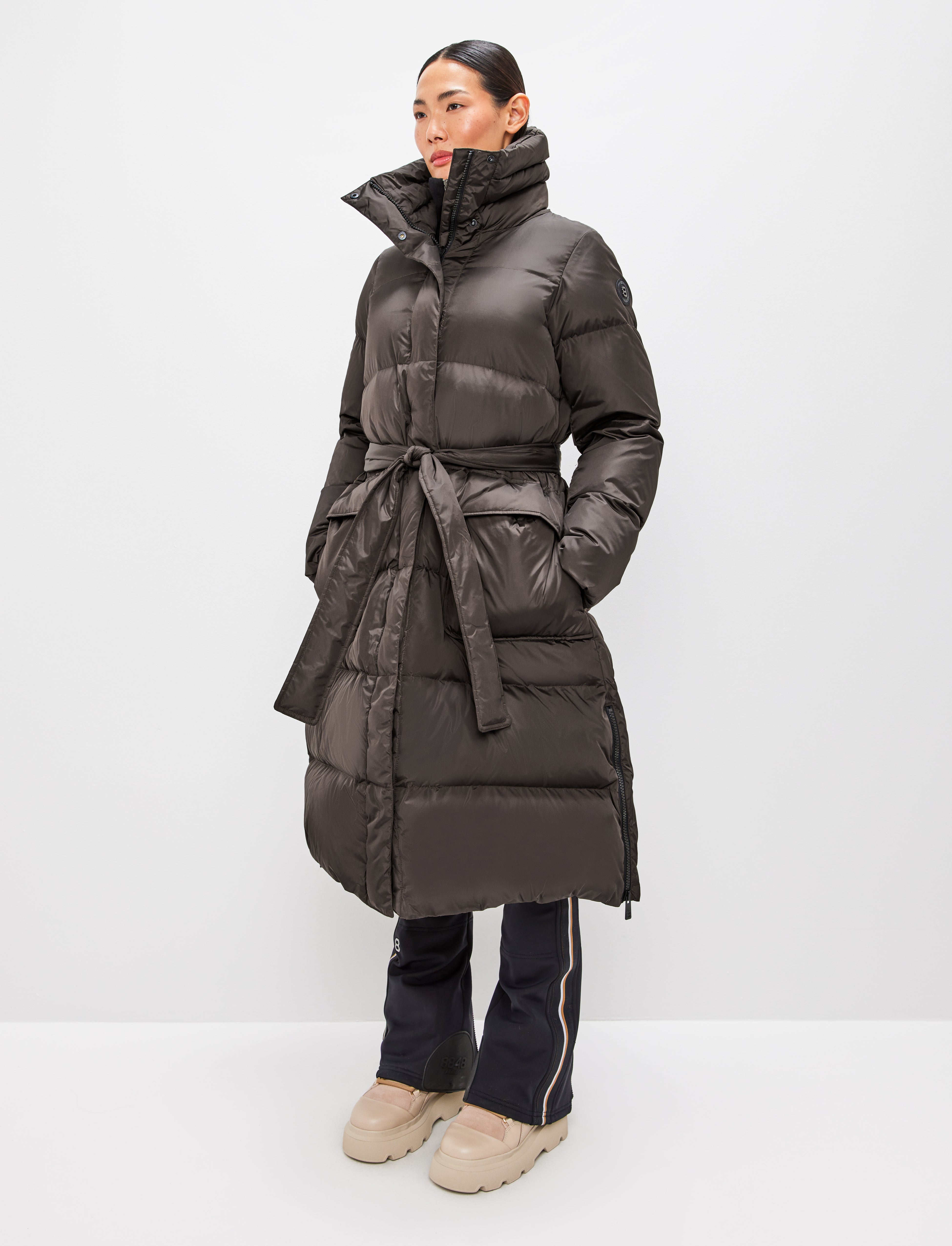 Noomi W Down Coat - Coffea