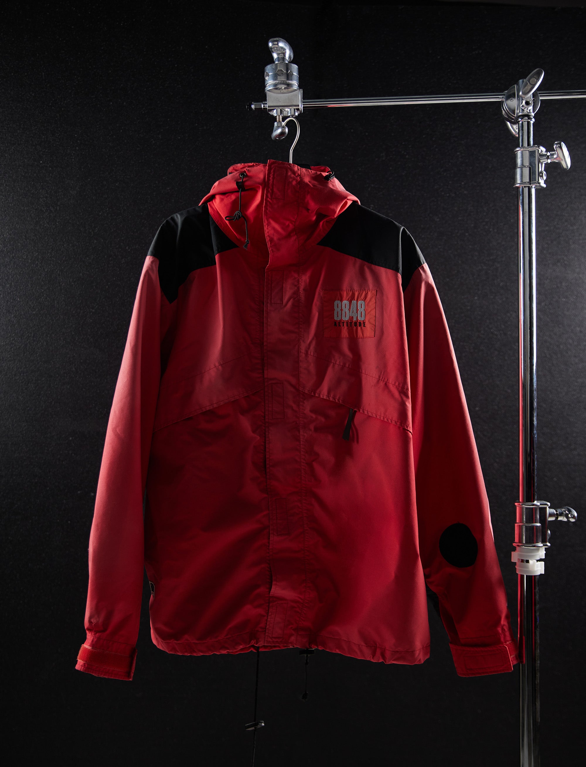 The 1990 Expedition Jacket - Poinsetta Red