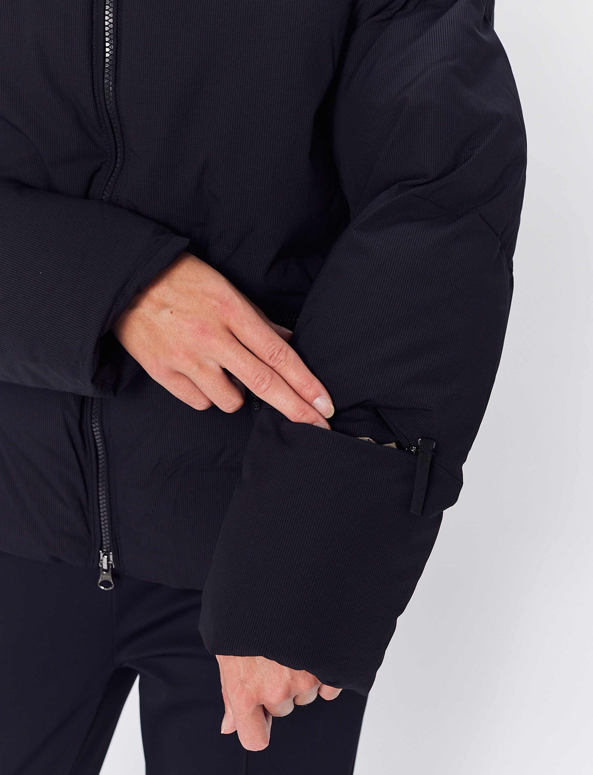 Juniper  Ski Puffer - Black