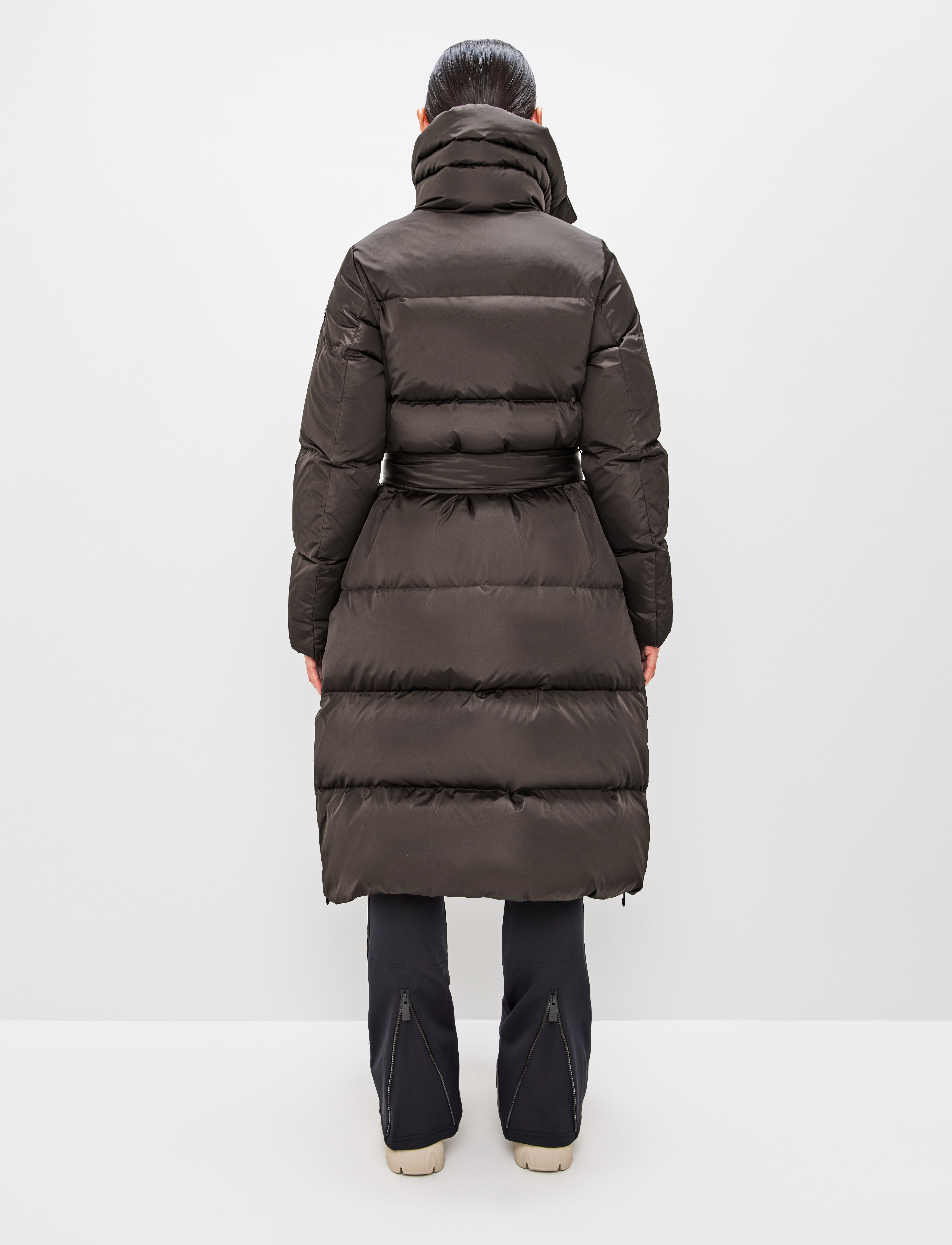 Noomi W Down Coat - Coffea