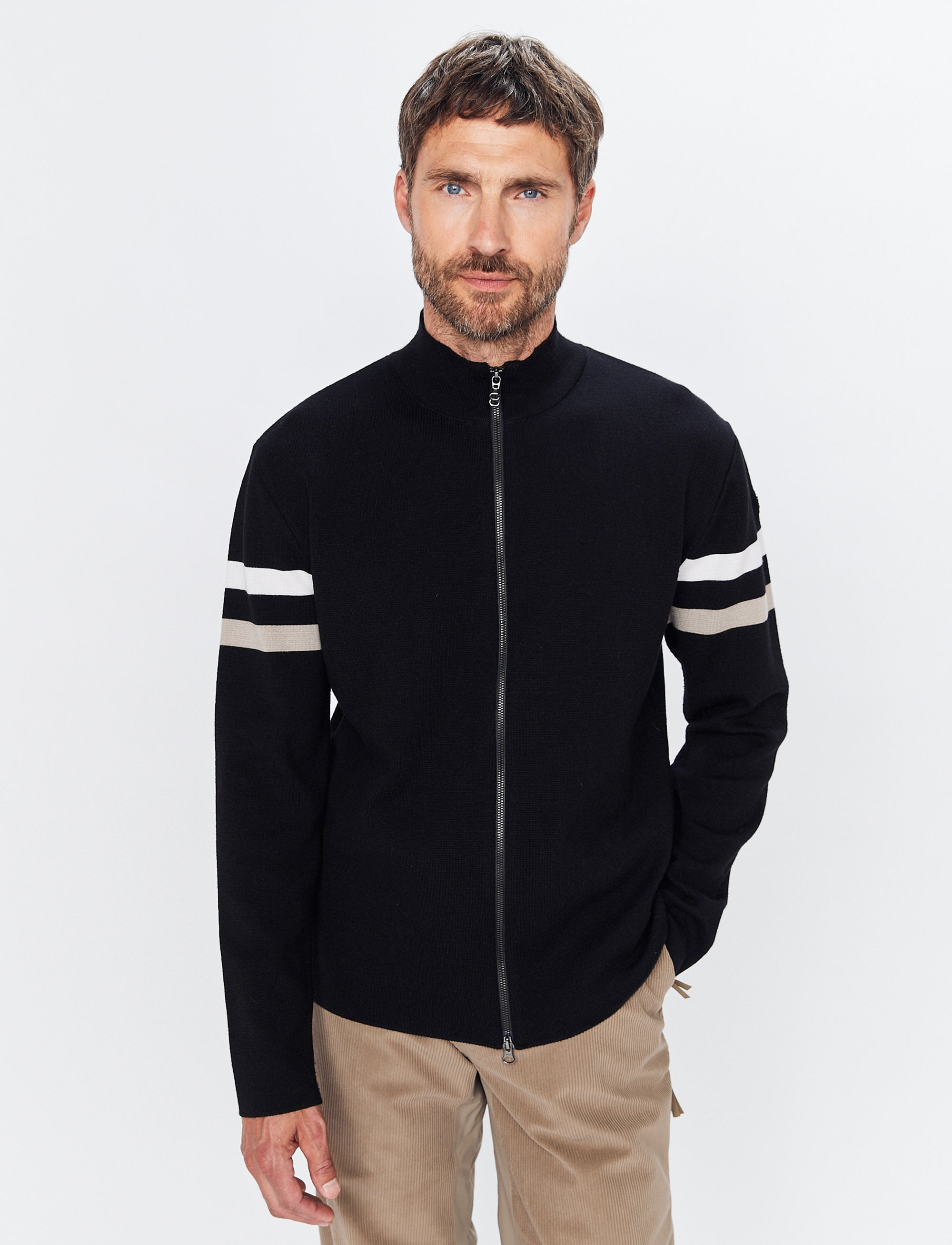 Sean M Cardigan - Black
