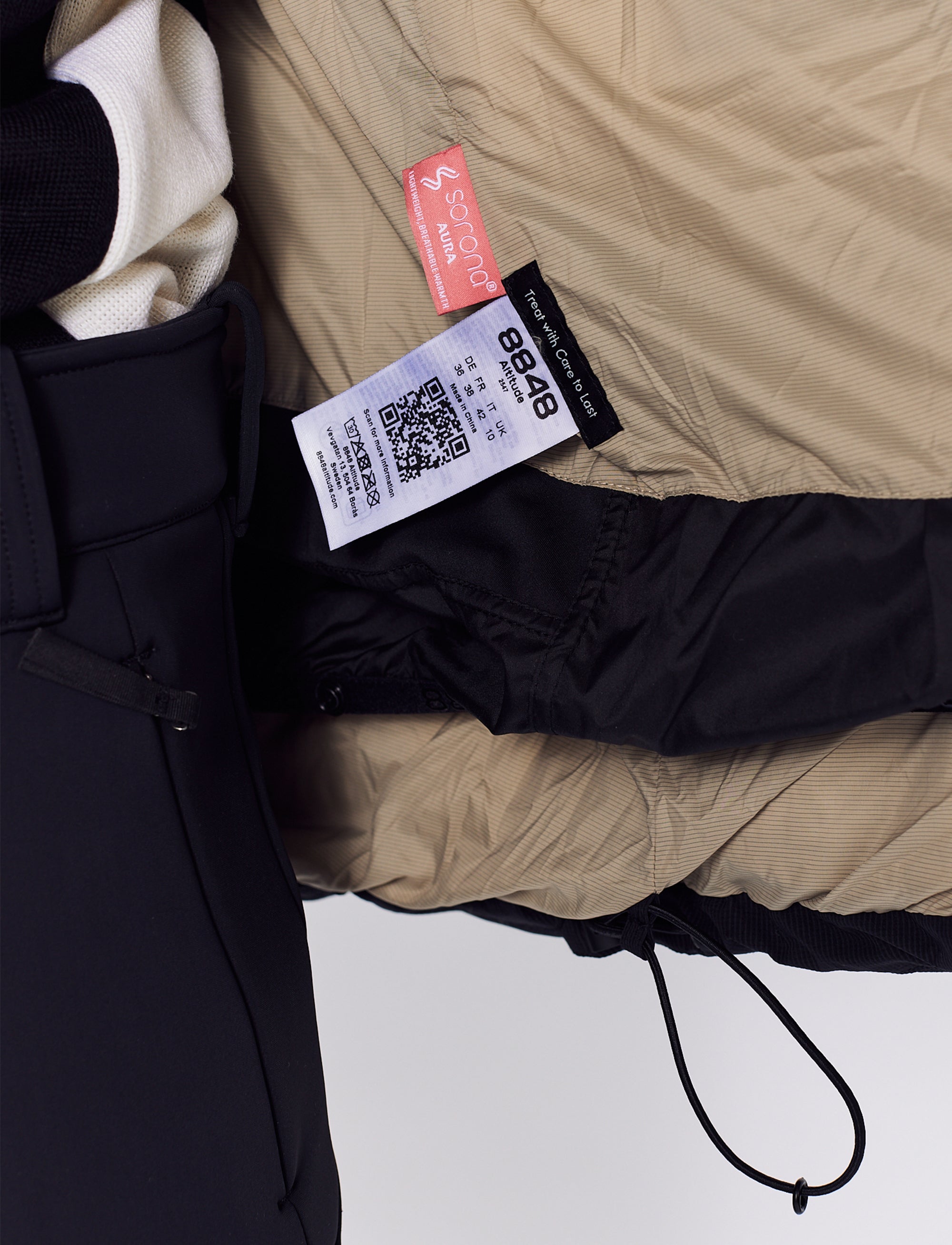 Juniper  Ski Puffer - Black