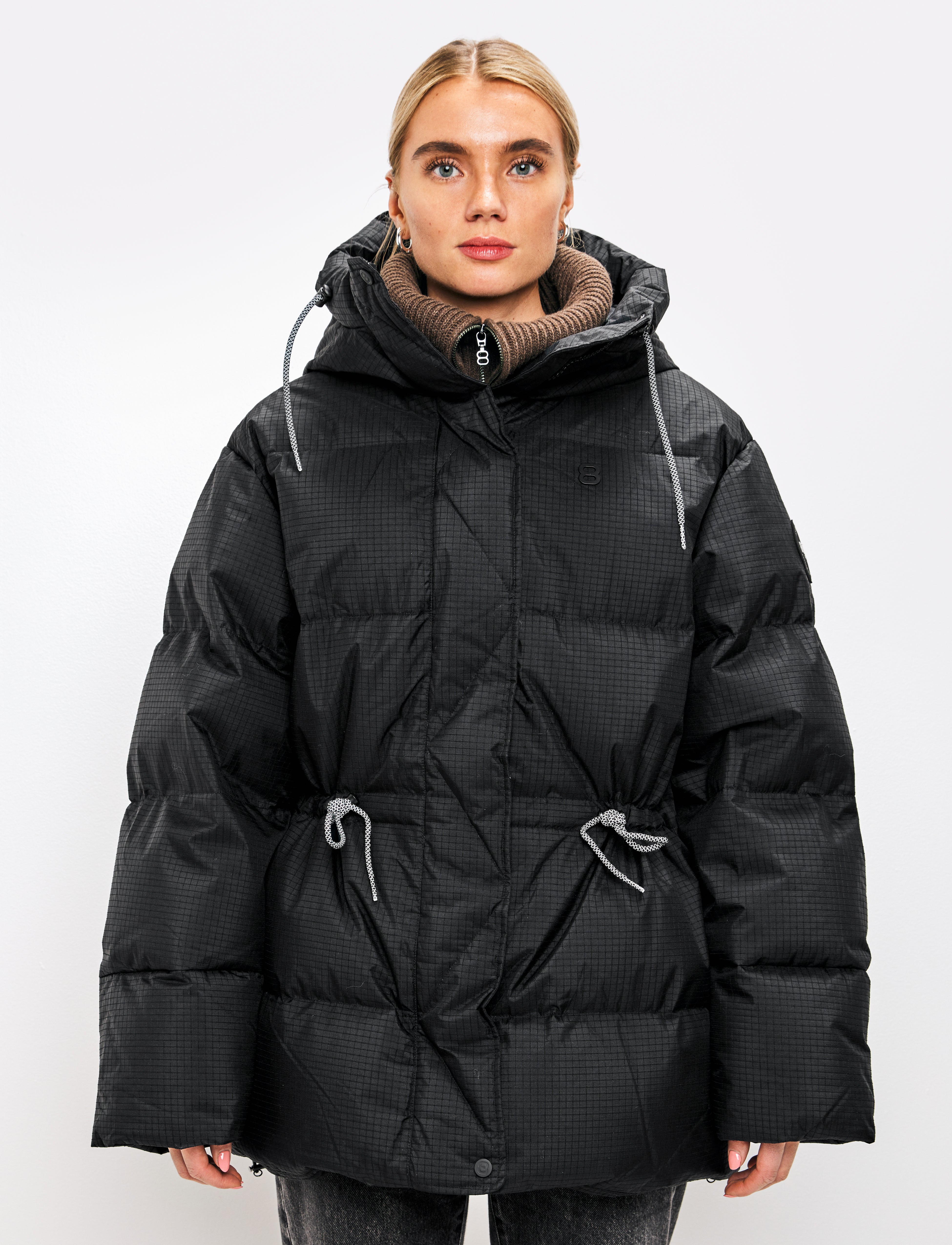 Asama W Down Jacket - Black