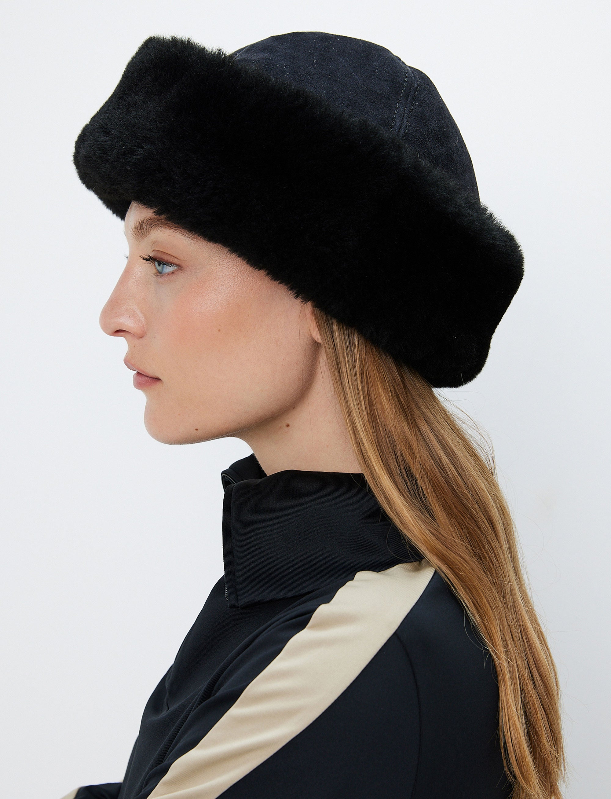 Lola Shearling Hat - Black