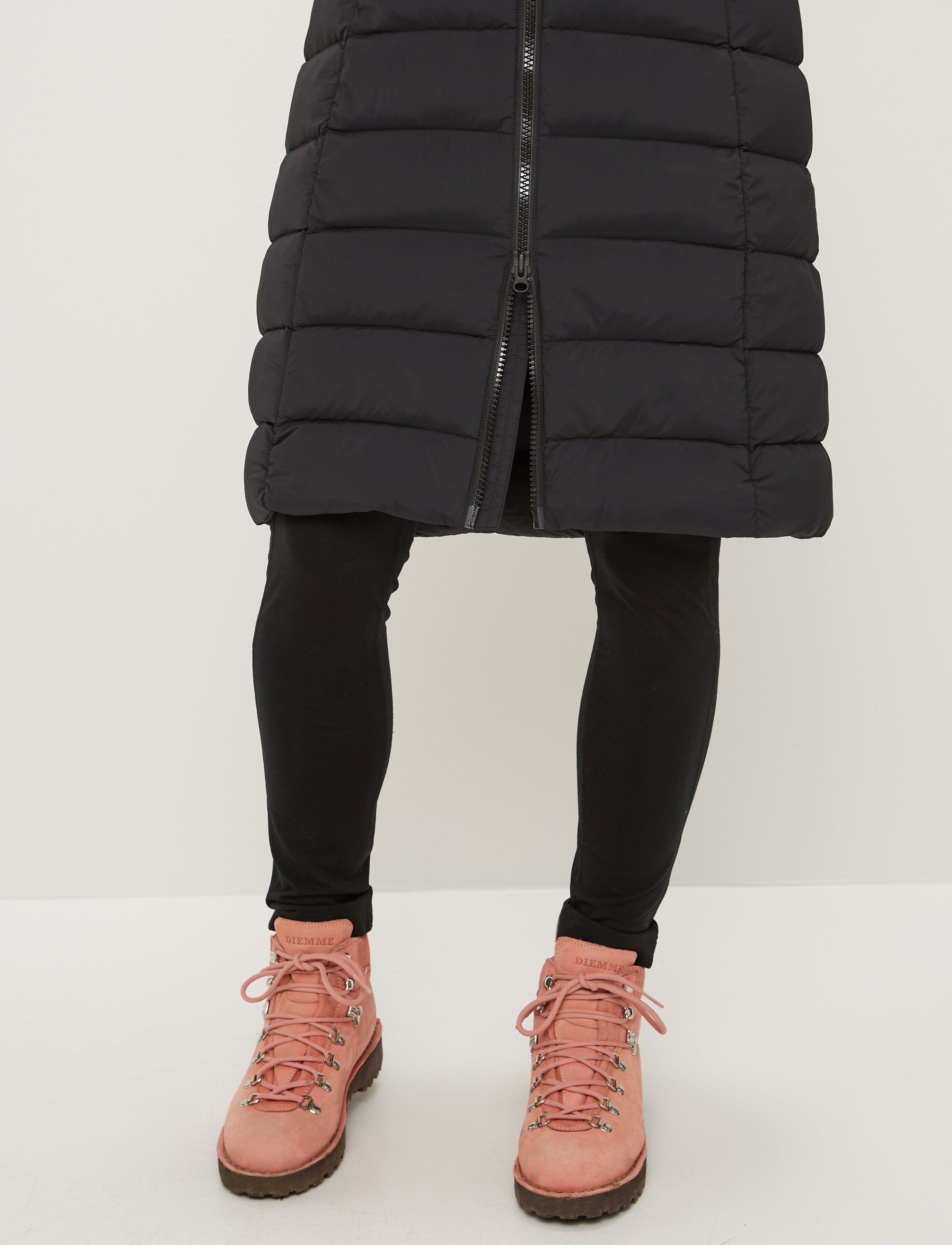 Sylvi W Down Skirt - Black